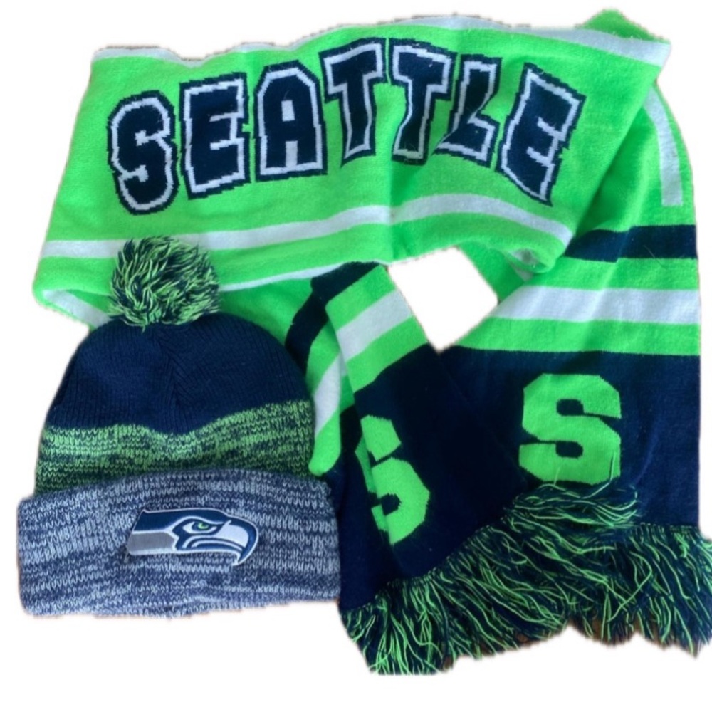 Seattle Seahawks Hat and Scarf Bundle